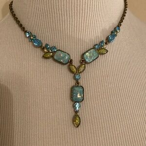 Beautiful statement necklace…